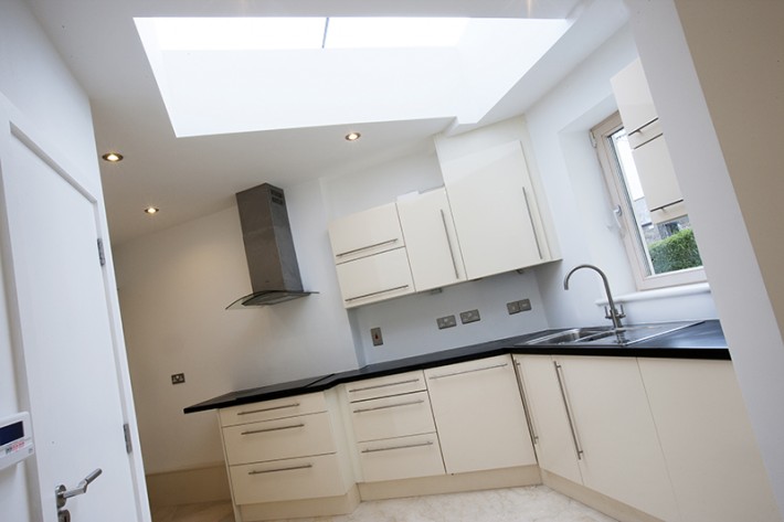 LP02.01 - Fitted kitchen