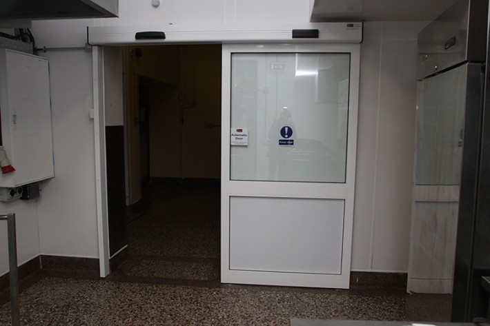 LP05.01 - Door Automation - Hospital (1)